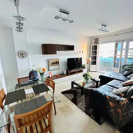 Elena Is A Comfortable And Well Located Flat * Las Palmas / Gran Canaria