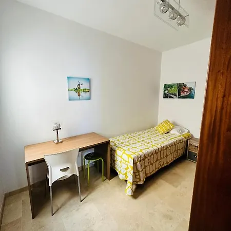 Elena Is A Comfortable And Well Located Flat Apartment Las Palmas / Gran Canaria